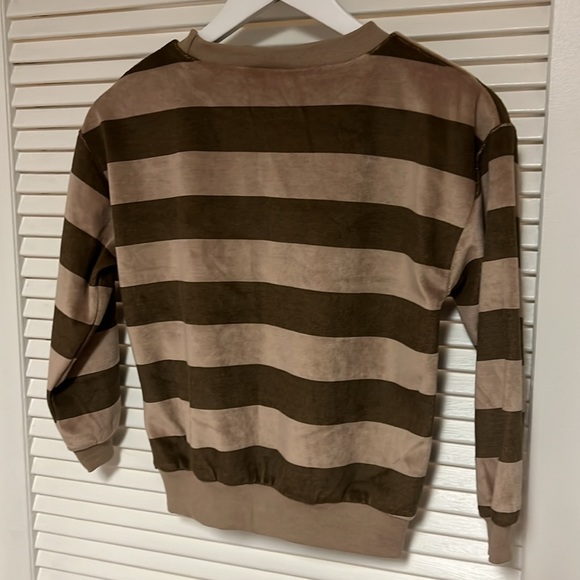 Wynken Velour Striped Sweatshirt Size 8Y New!!! - Picture 8 of 12